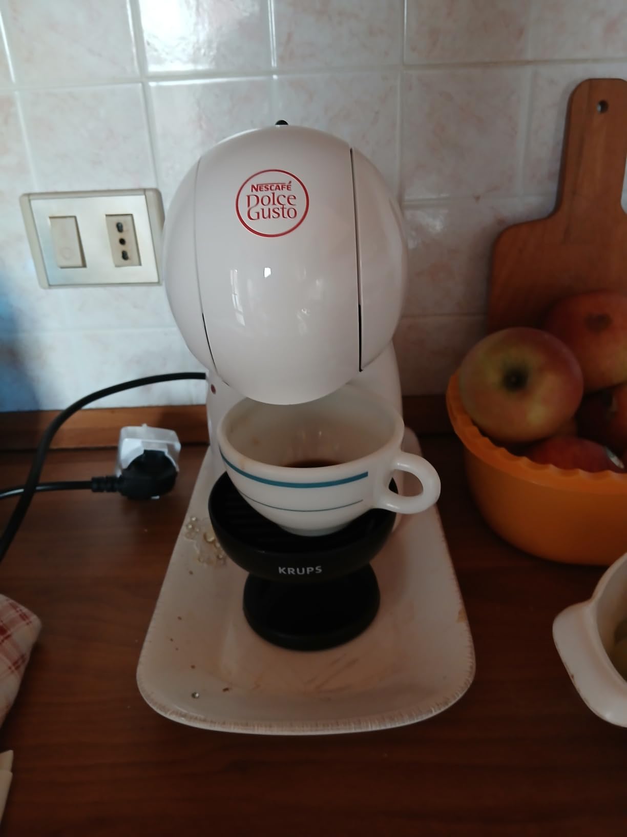 NESCAFÉ Dolce Gusto Piccolo XS macchina manuale bianca