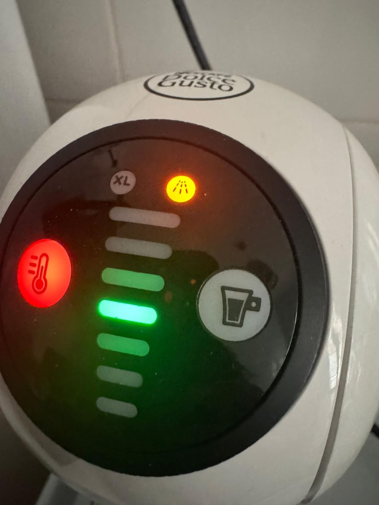 NESCAFÉ Dolce Gusto Genio S macchina a capsule bianca 15 bar