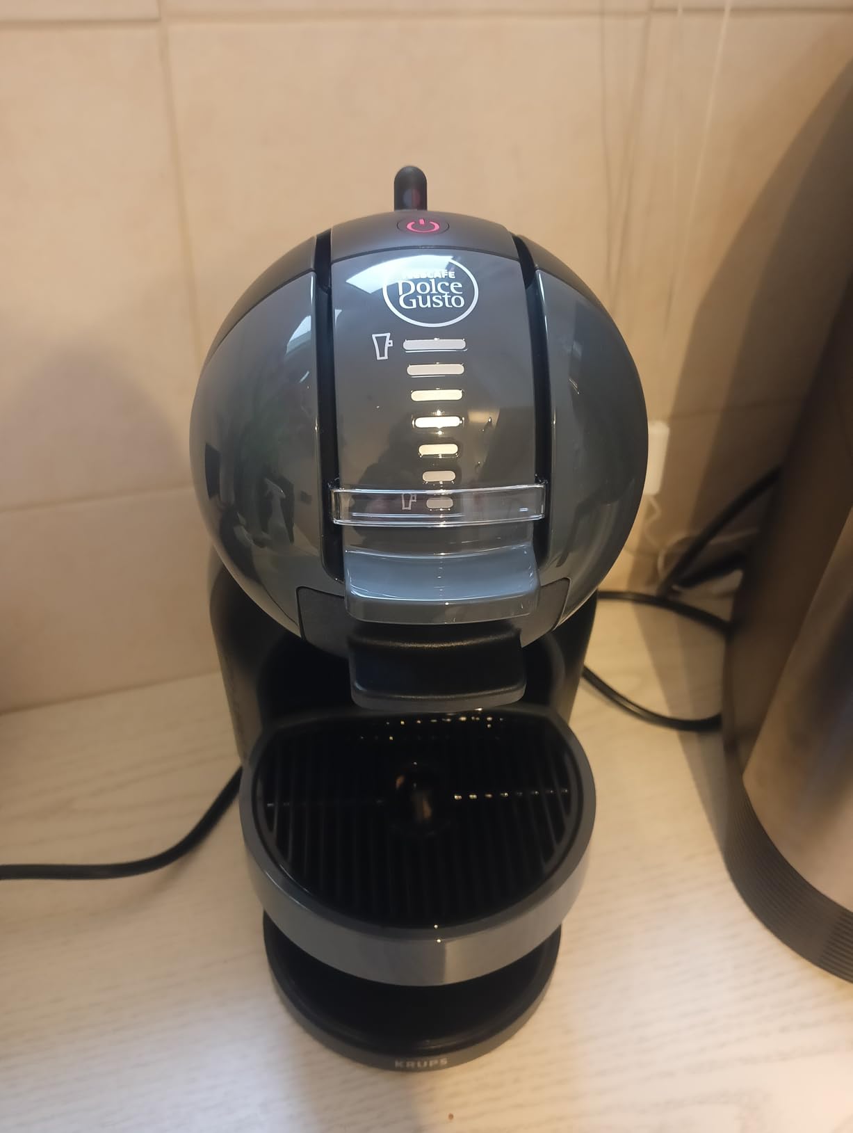 NESCAFÉ Dolce Gusto Krups Mini Me macchina caffè antracite 0,8 l Hot&Cold