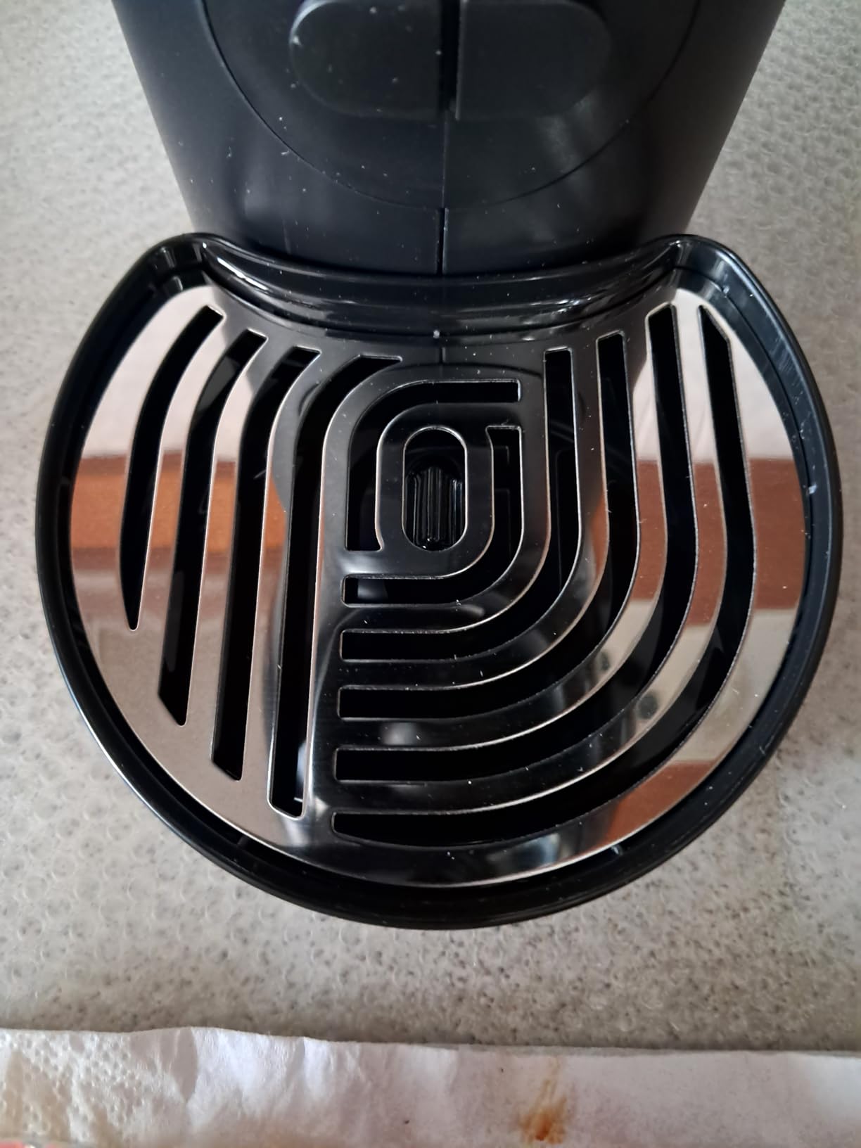 NESCAFÉ Dolce Gusto Genio S Plus macchina da caffè nera