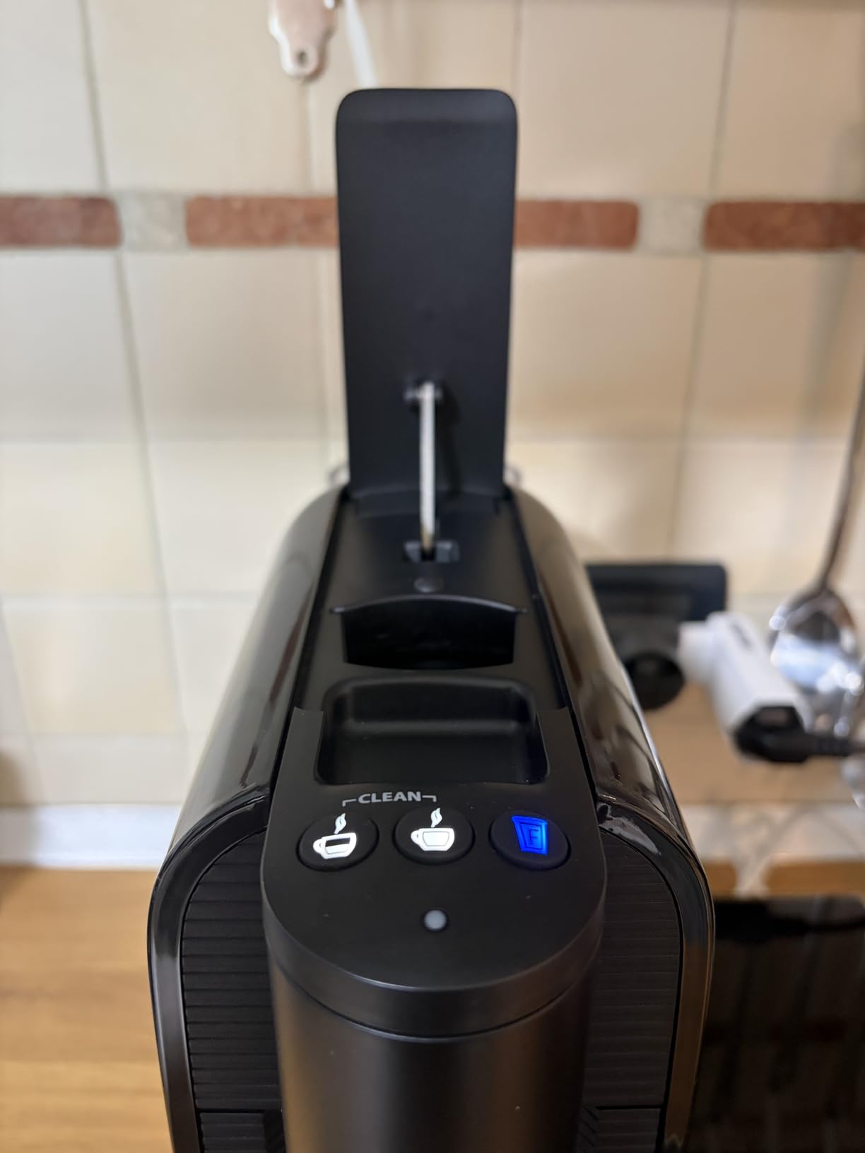 Caffitaly System Volta macchina da caffè bianca con 30 capsule