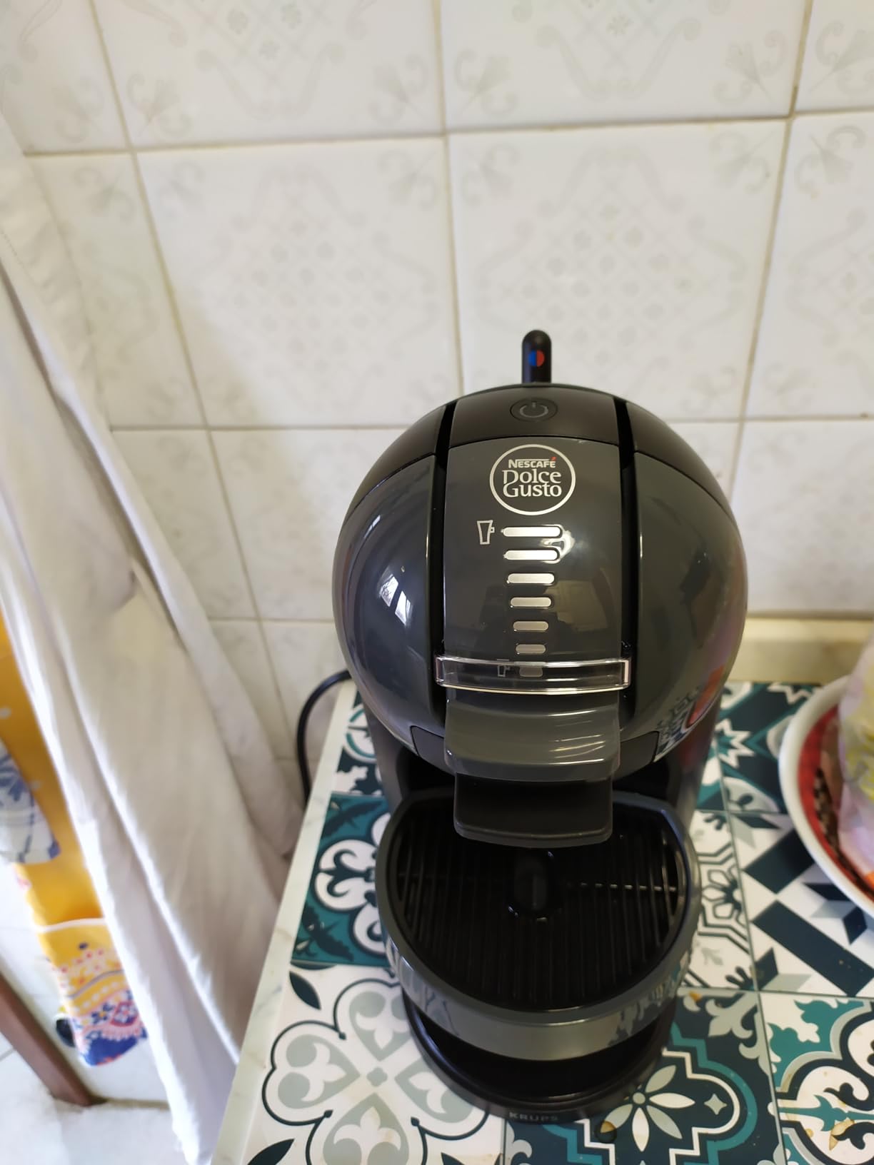 NESCAFÉ Dolce Gusto Krups Mini Me macchina caffè antracite 0,8 l Hot&Cold