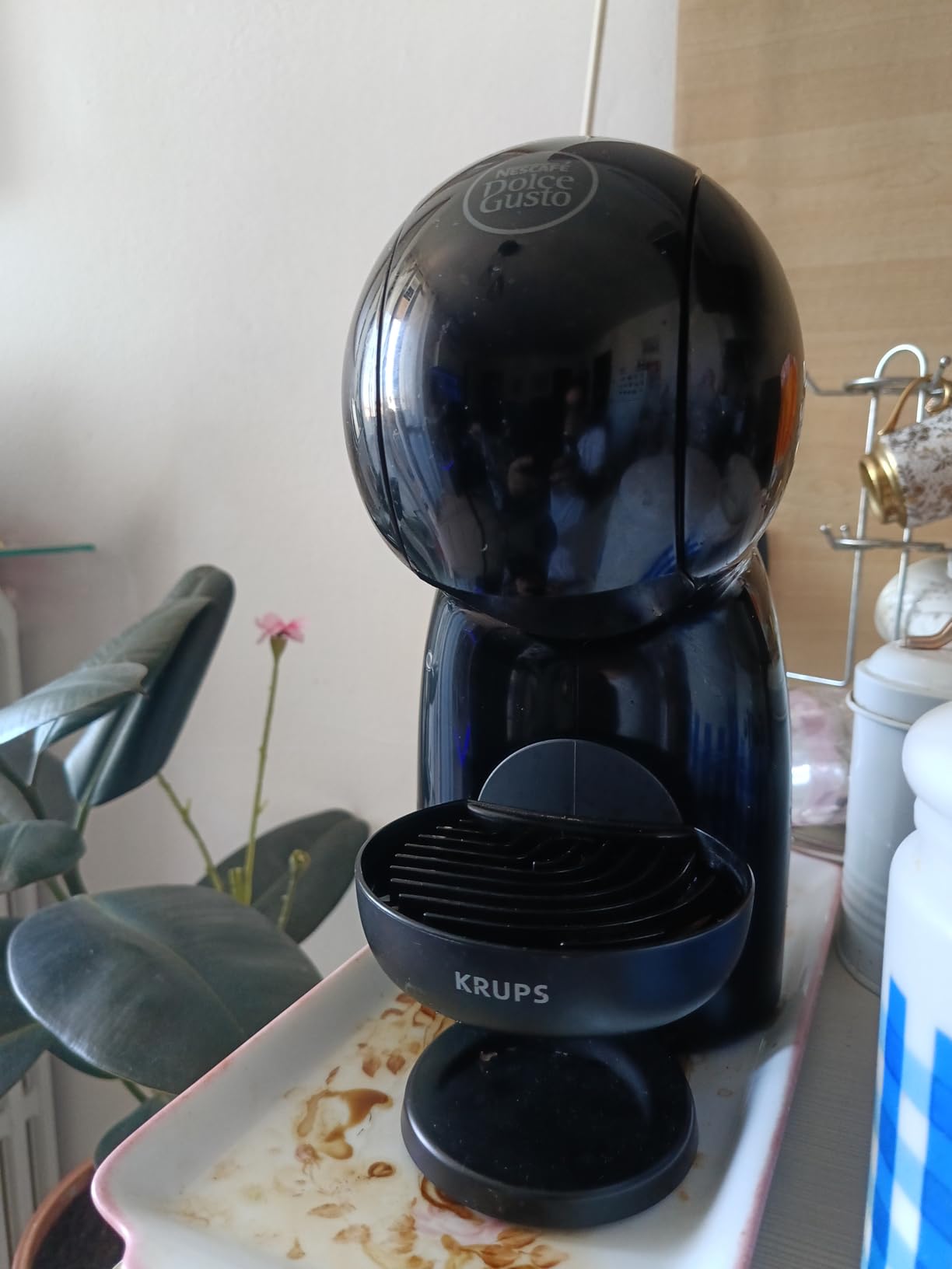 NESCAFÉ Dolce Gusto Krups Piccolo XS macchina caffè capsule grigio e nero