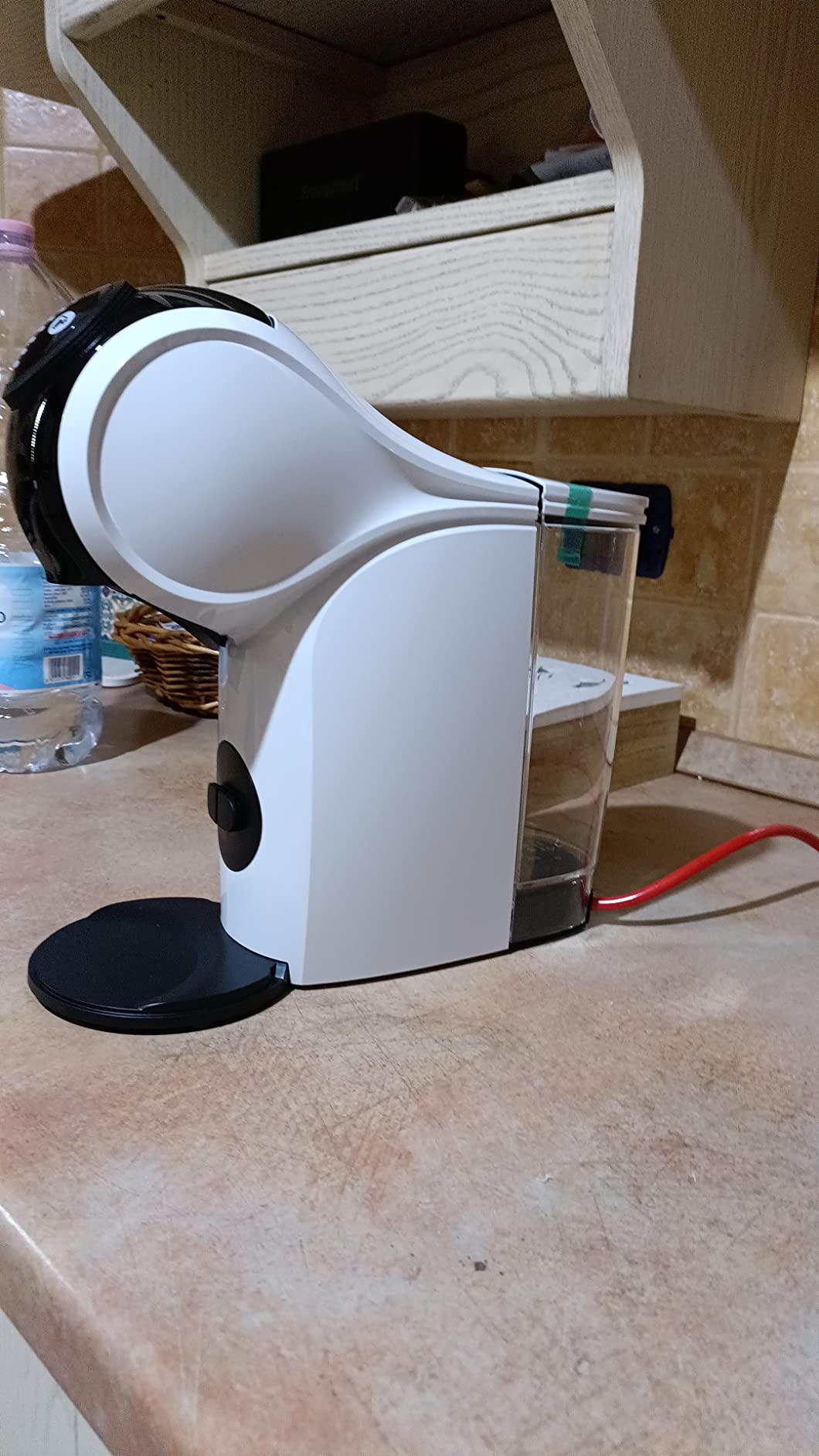 NESCAFÉ Dolce Gusto Genio S macchina da caffè bianca