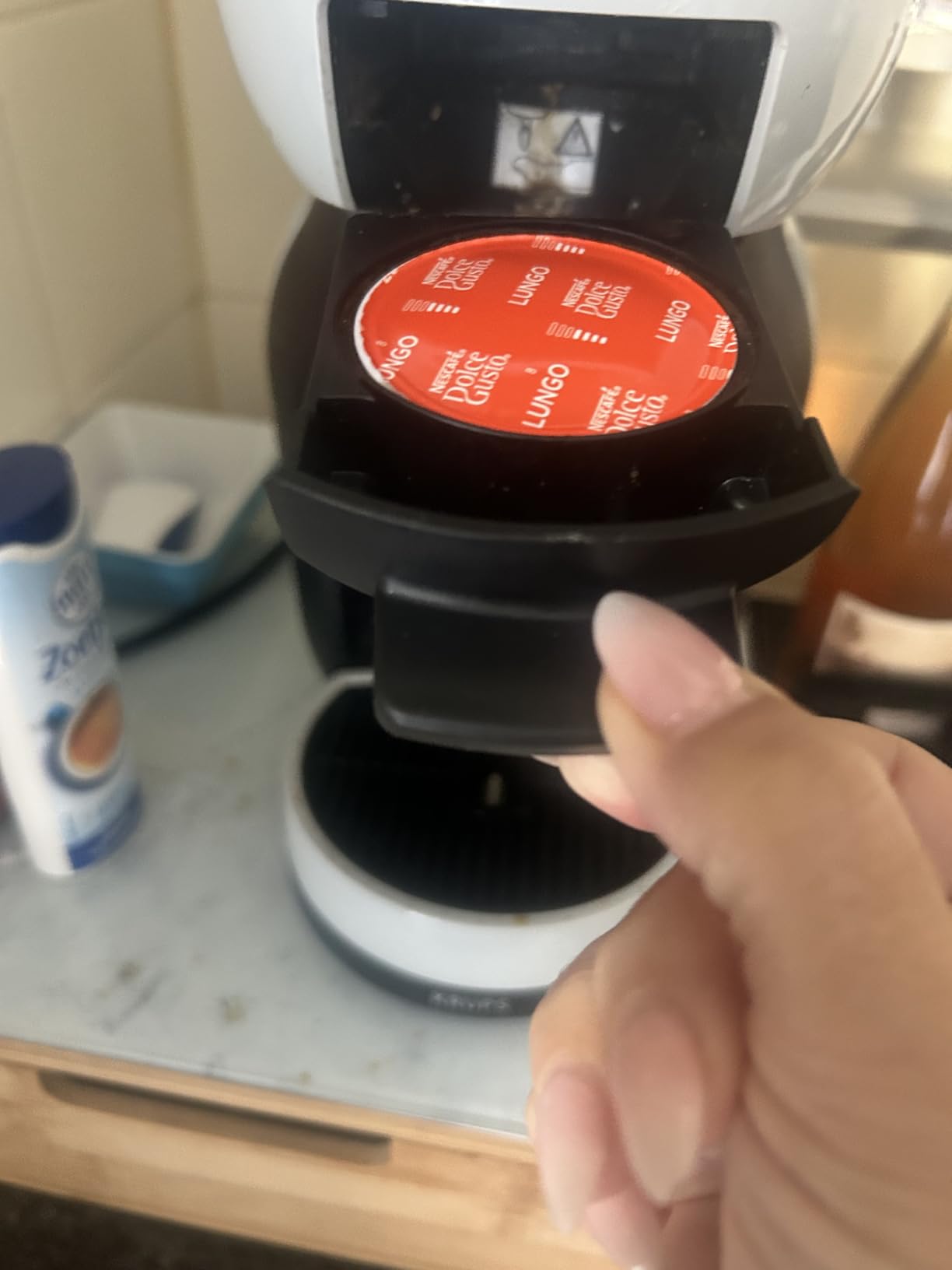 NESCAFÉ Dolce Gusto Krups Mini Me macchina caffè antracite 0,8 l Hot&Cold