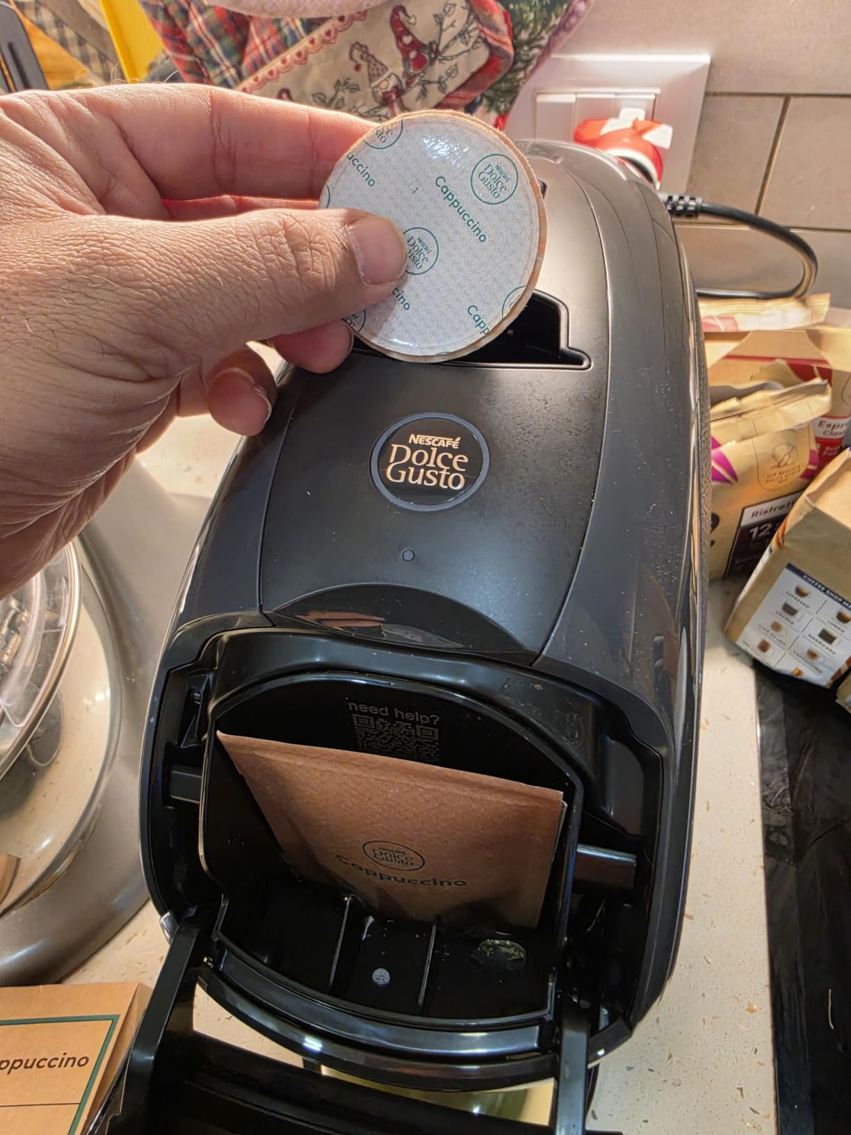 NESCAFÉ Dolce Gusto NEO Cappuccino capsule 6 pezzi e 6 bustine latte