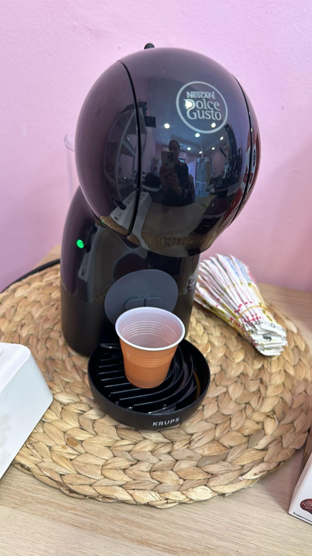 NESCAFÉ Dolce Gusto Krups Piccolo XS macchina caffè capsule grigio e nero