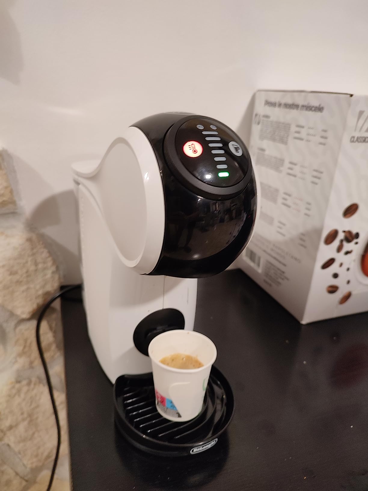 NESCAFÉ Dolce Gusto Genio S macchina da caffè bianca