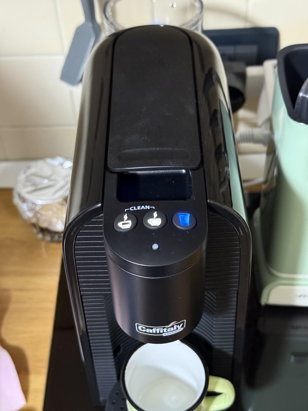 Caffitaly System Volta macchina da caffè nera con 30 capsule Corposo