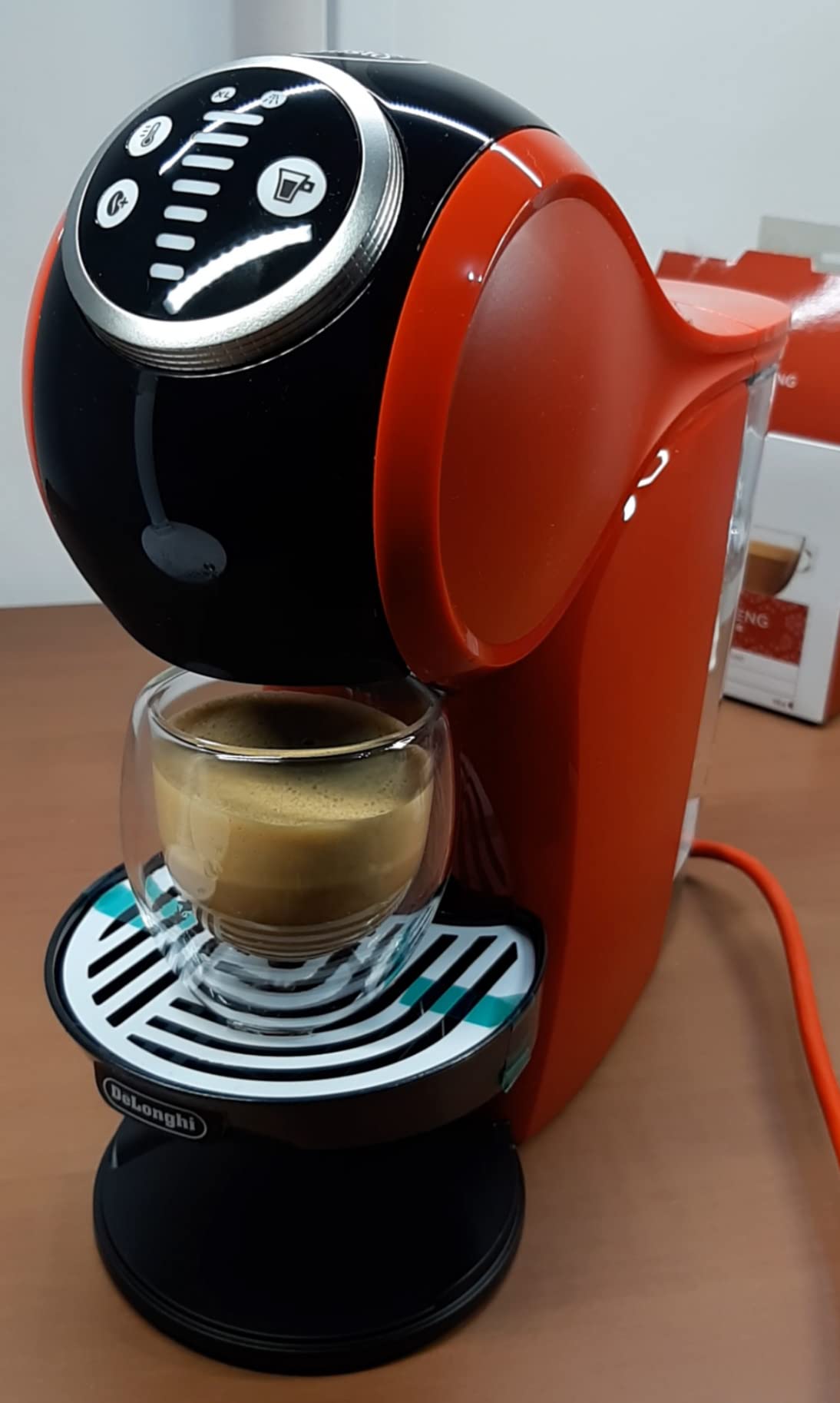 NESCAFÉ Dolce Gusto Macchine per capsule Genio S Plus macchina caffè rossa