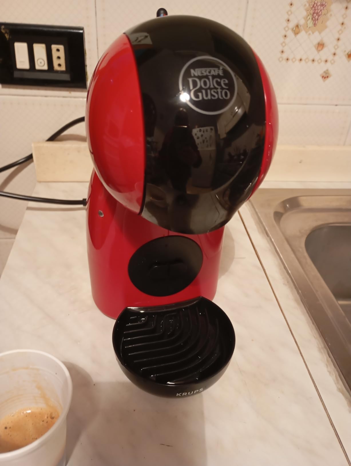 NESCAFÉ Dolce Gusto Piccolo XS KP1A3510 macchina a capsule rossa 15 bar