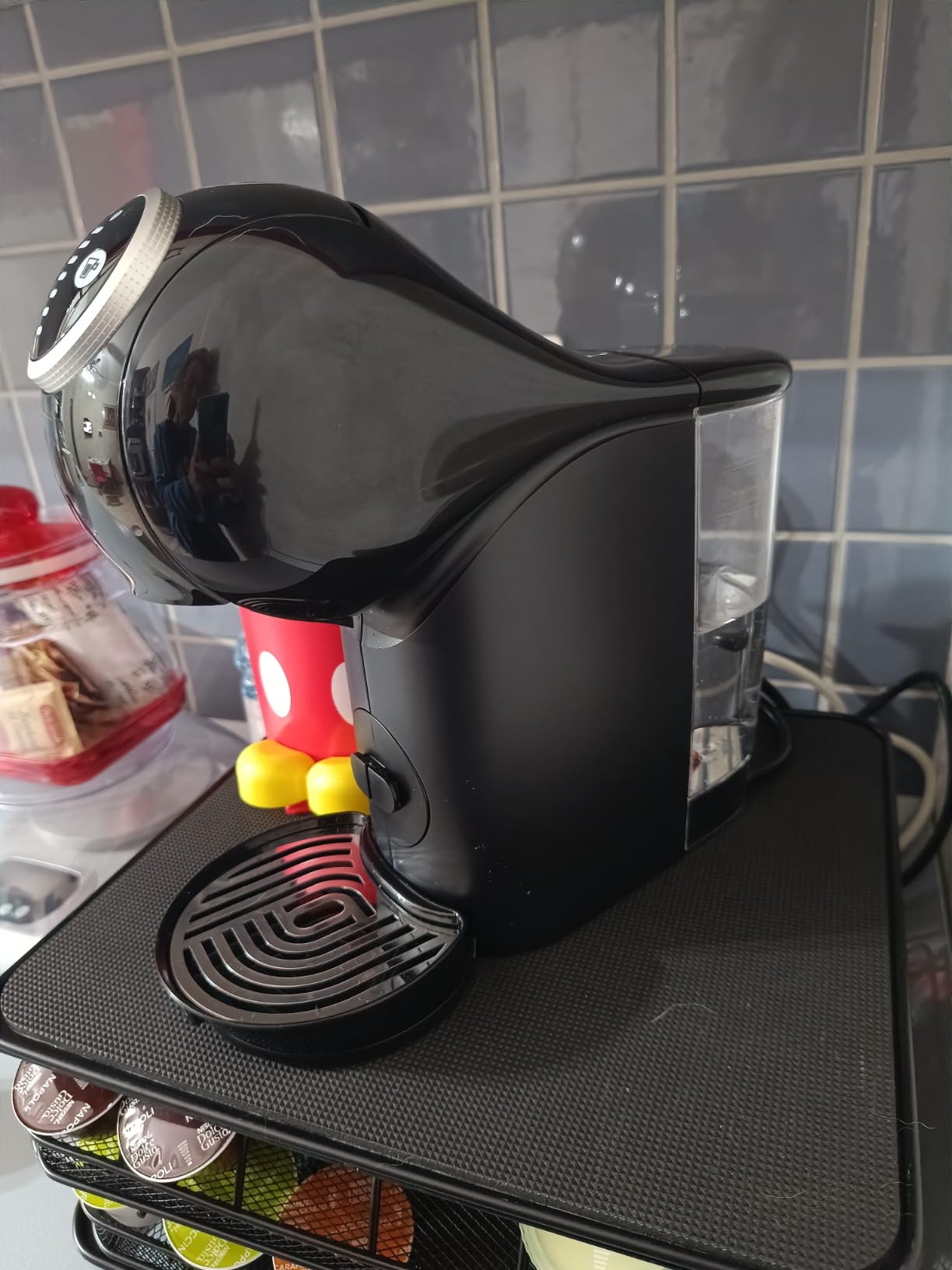 NESCAFÉ Dolce Gusto Genio S Plus macchina da caffè nera