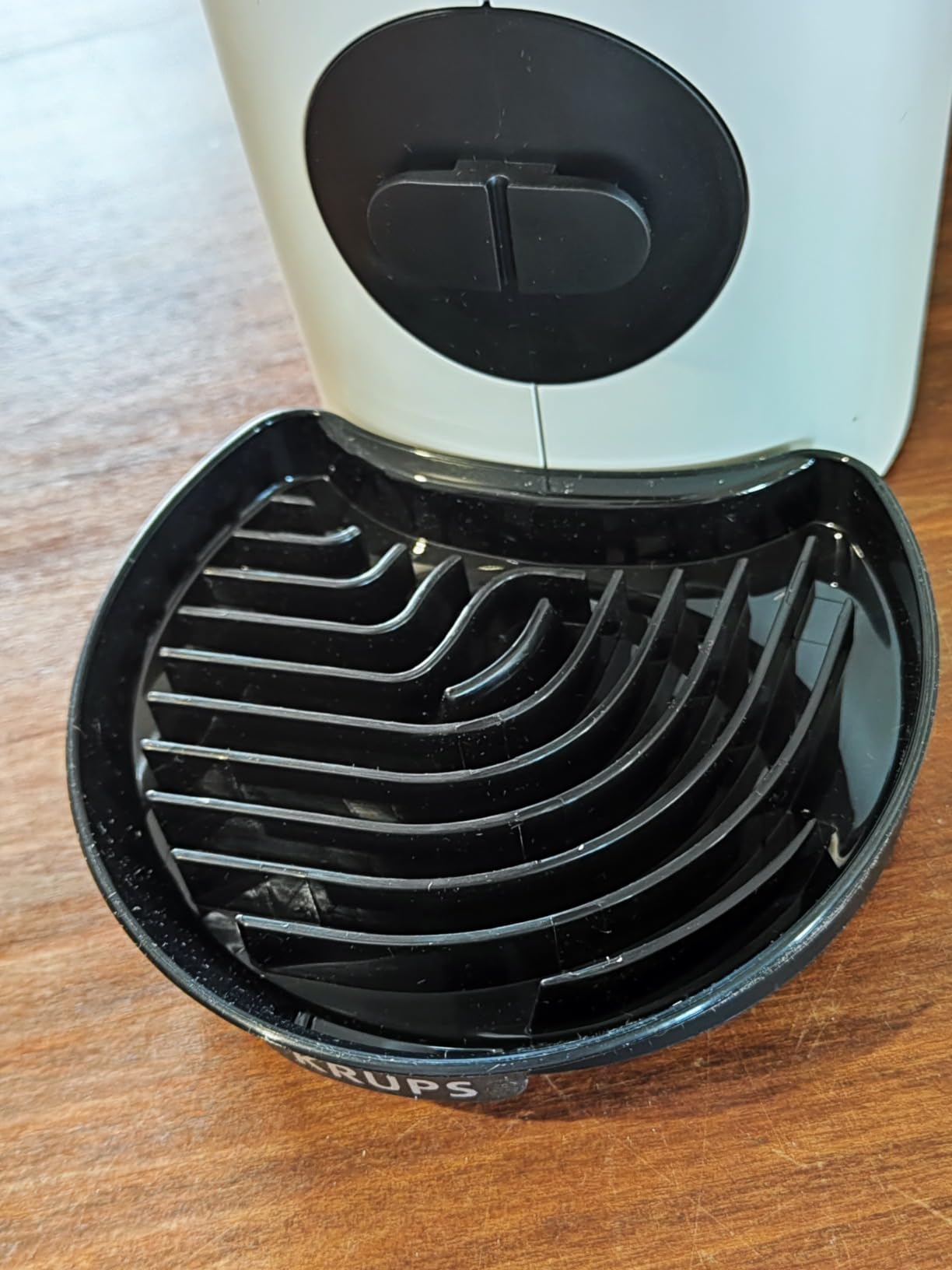 NESCAFÉ Dolce Gusto Krups Genio S macchina caffè bianca 0,8 l Hot&Cold